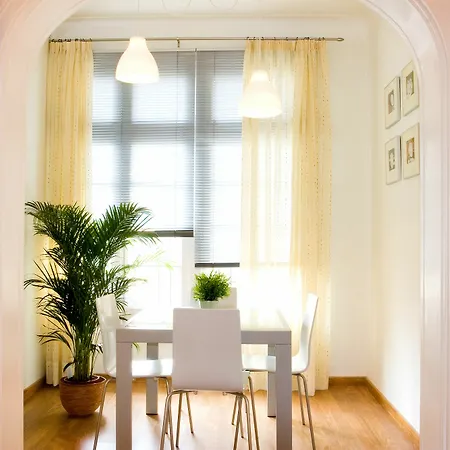 Feelathome Gran Via Apartamento Barcelona